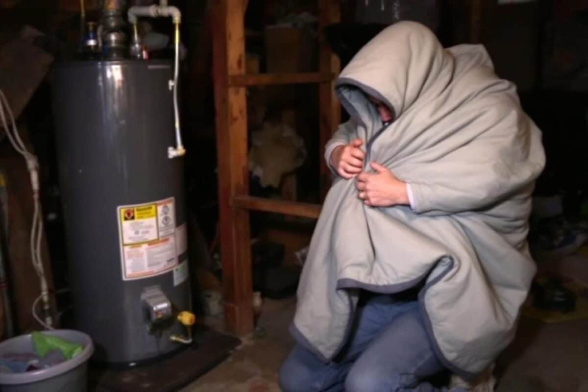 Guide pratique pour isoler votre chauffe-eau avec une couverture de survie