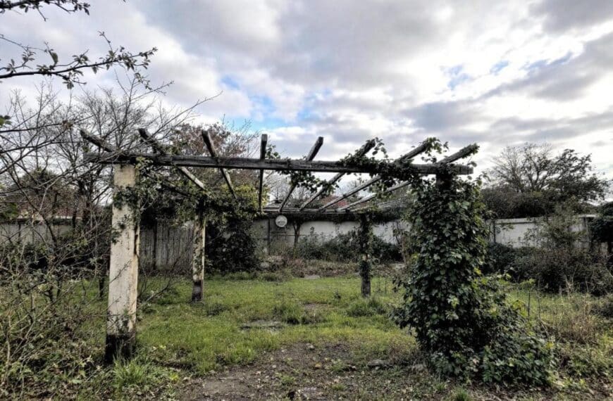 Los aspectos negativos de las pérgolas de jardín a menudo silenciados por los comerciales